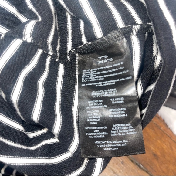 Volcom Black and White Striped Hoodie - Picture 7 of 7
